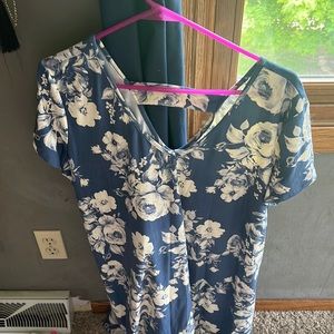 1X floral tunic